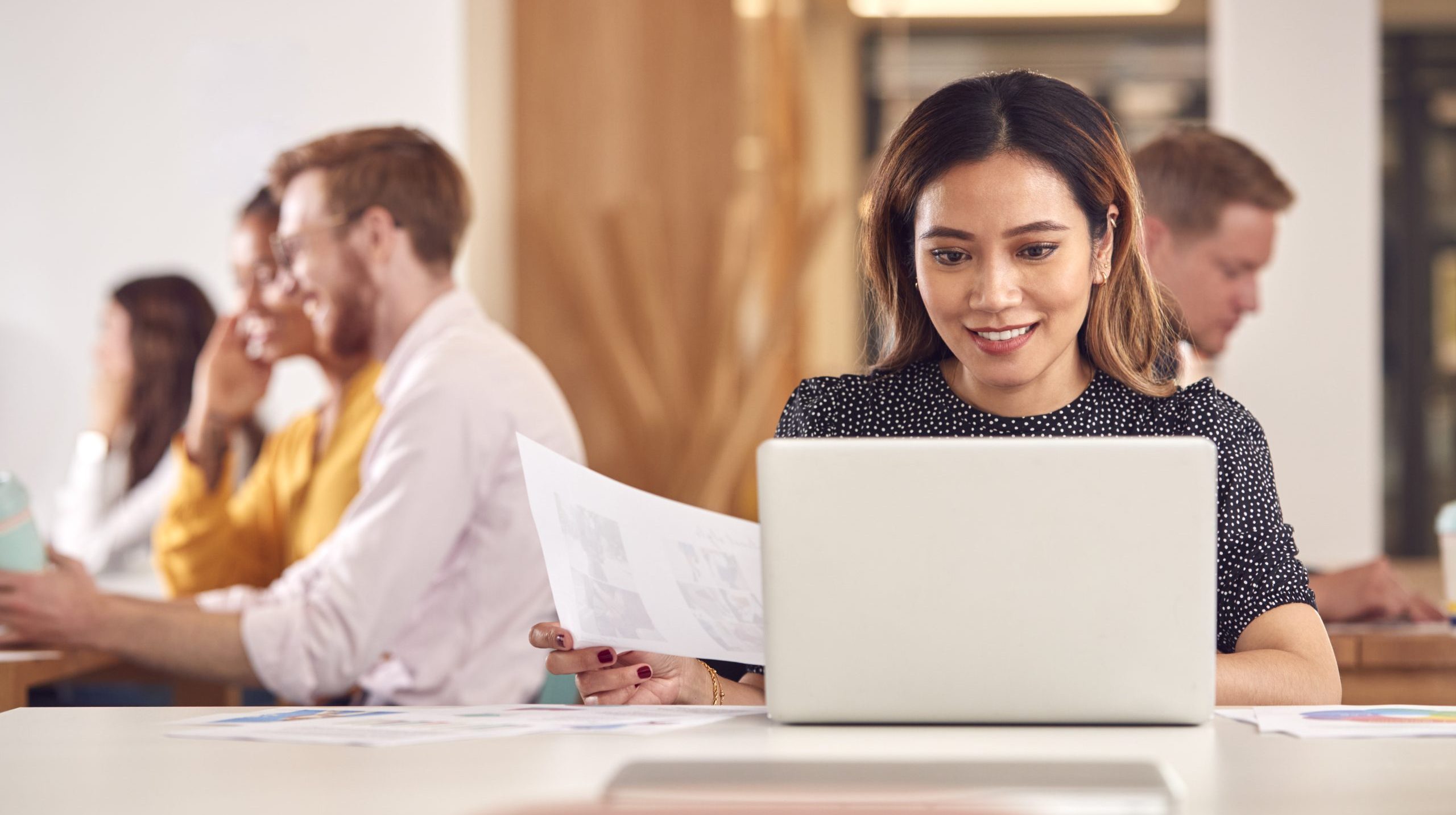 Why do startups thrive in a plug-and-play environment?