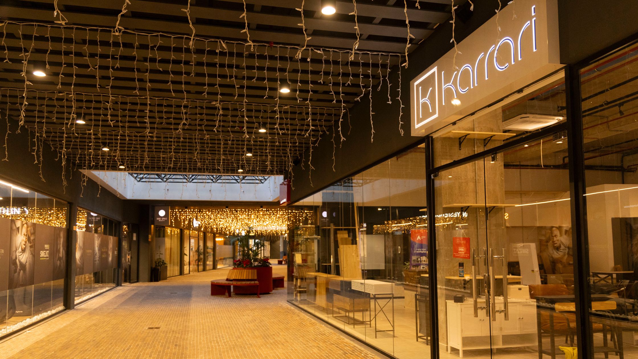 Retail Premises: Strengthen Your Brand Presence with Avenue 77